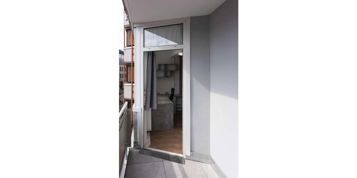 WG Zimmer in Pforzheim Zentrum in möbelierter 3er WG - 550 Meter vom HBF Pforzheim 1 zimmer