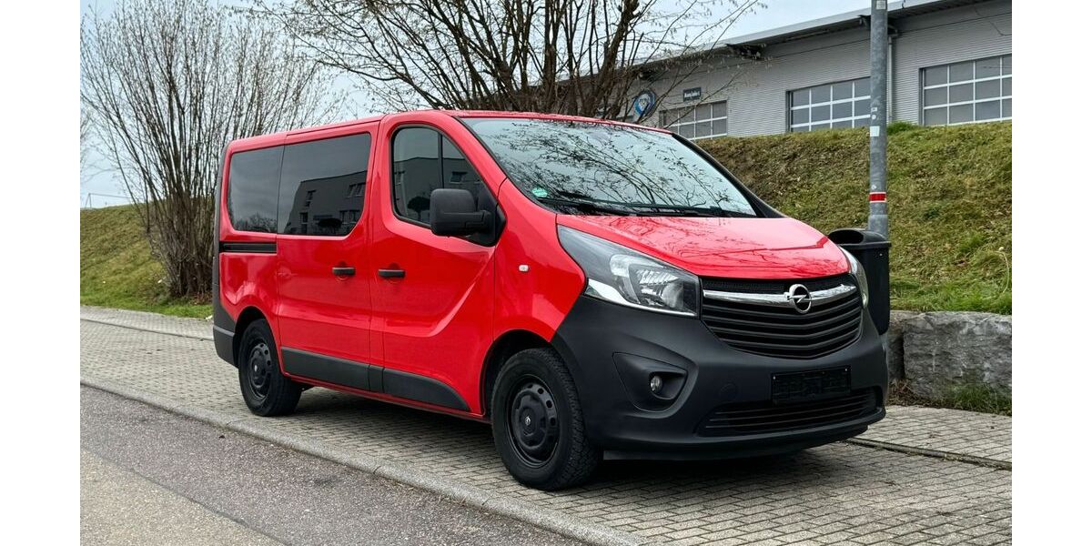 Opel Vivaro 198.500 km 10.900 &euro; Kraichtal 76703