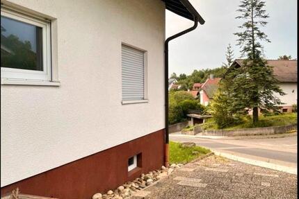 Wohnung Pfinztal - 3.5 Zimmer, 80 m&sup2;, 850&euro; | Angebot:24577040