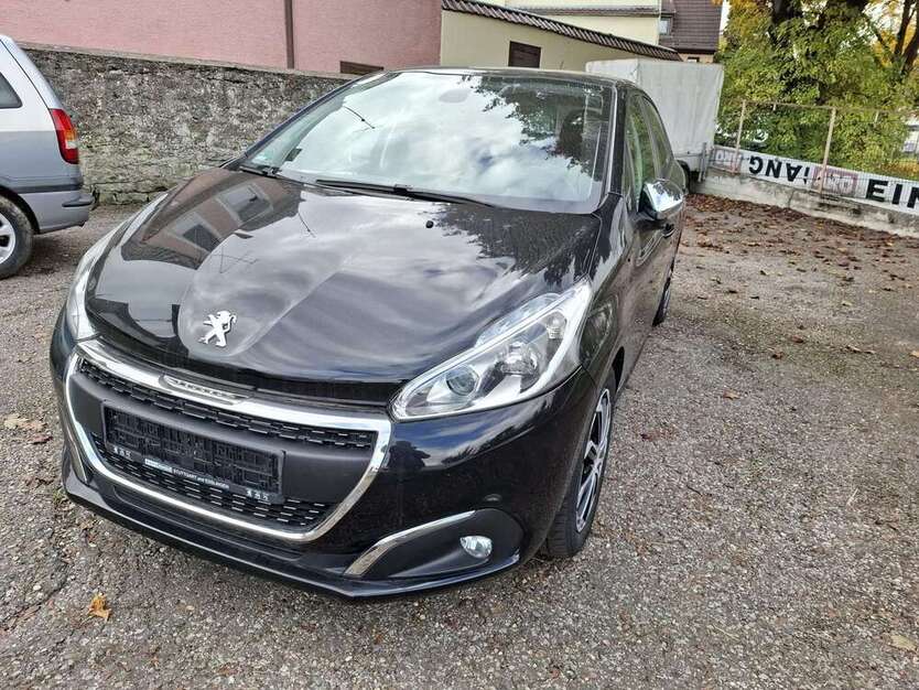 Peugeot 208 28.000 km 8.750 € Vaihingen an der Enz 71665