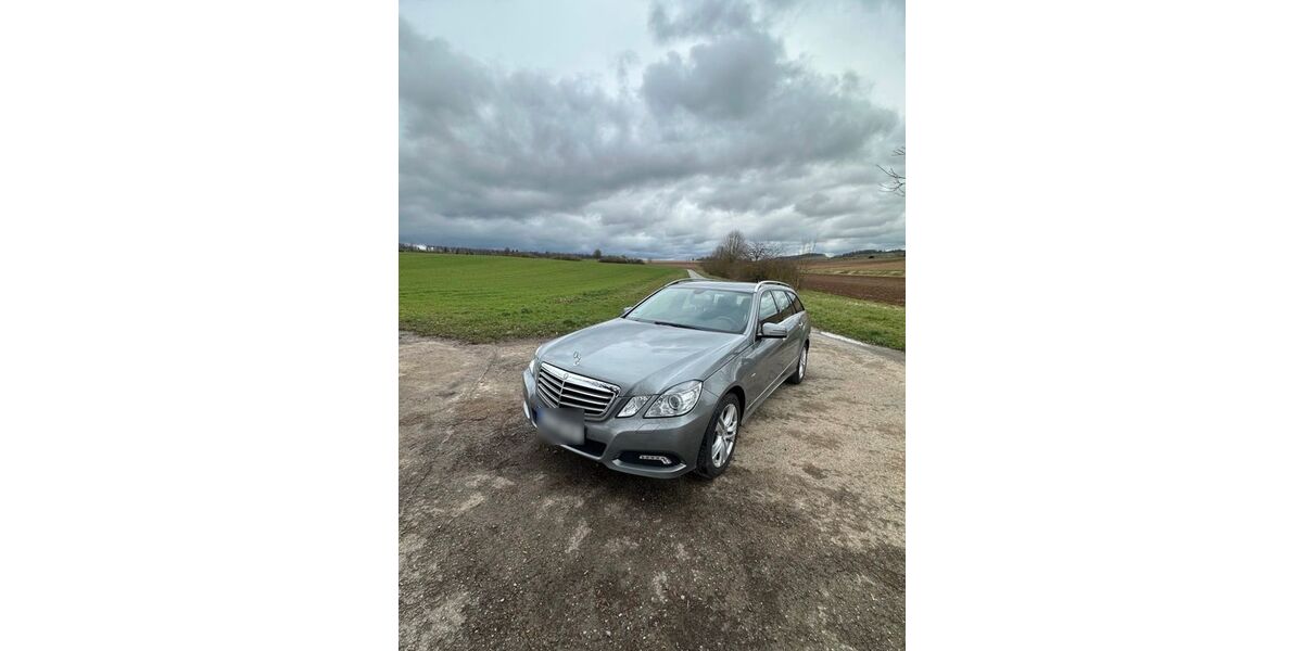 Mercedes-Benz E 250 128.000 km 13.200 &euro; Markgröningen 71706