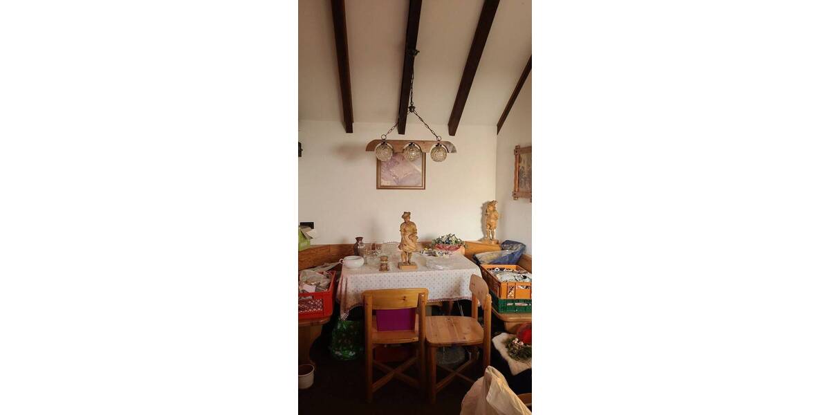 Etagenwohnung Straubenhardt Feldrennach - 9 Zimmer, 188 m&sup2;, 385.000&euro; | Angebot:26293087