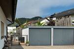 Vielseitiges Einfamilienhaus in idyllischer Lage - perfekt für Familien oder mehrere Generationen