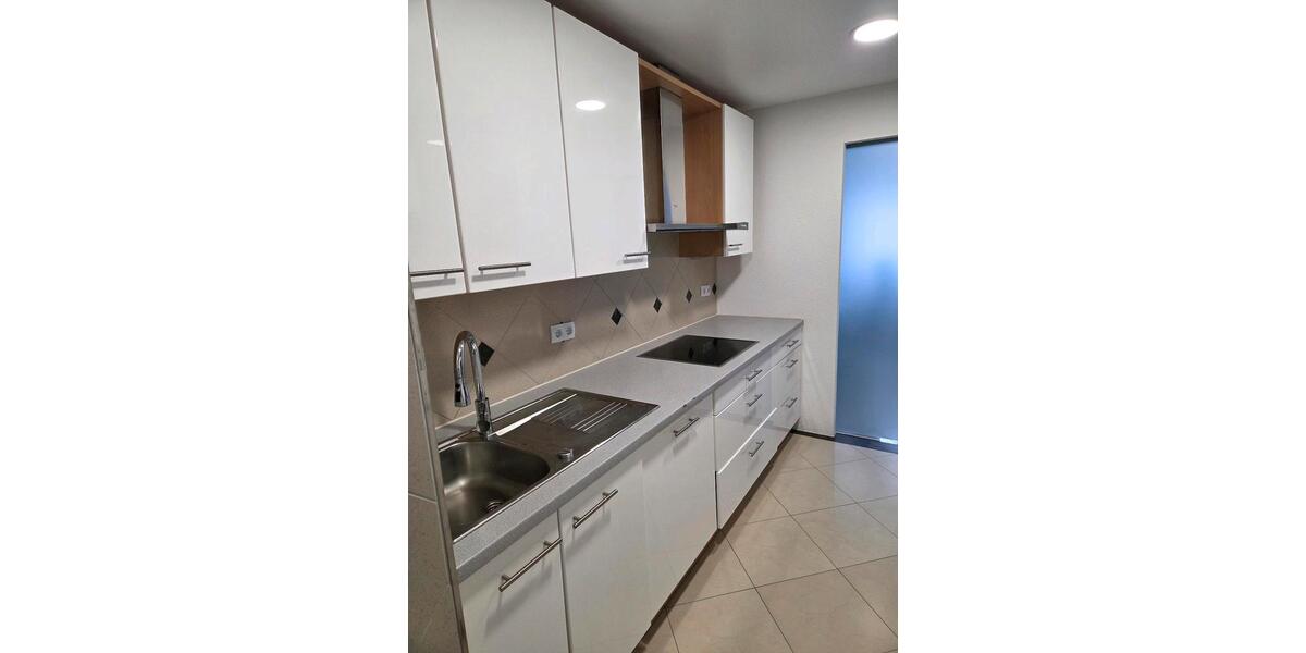 Etagenwohnung Pforzheim Eutingen - 3 Zimmer, 84 m&sup2;, 1.170&euro; | Angebot:25350381