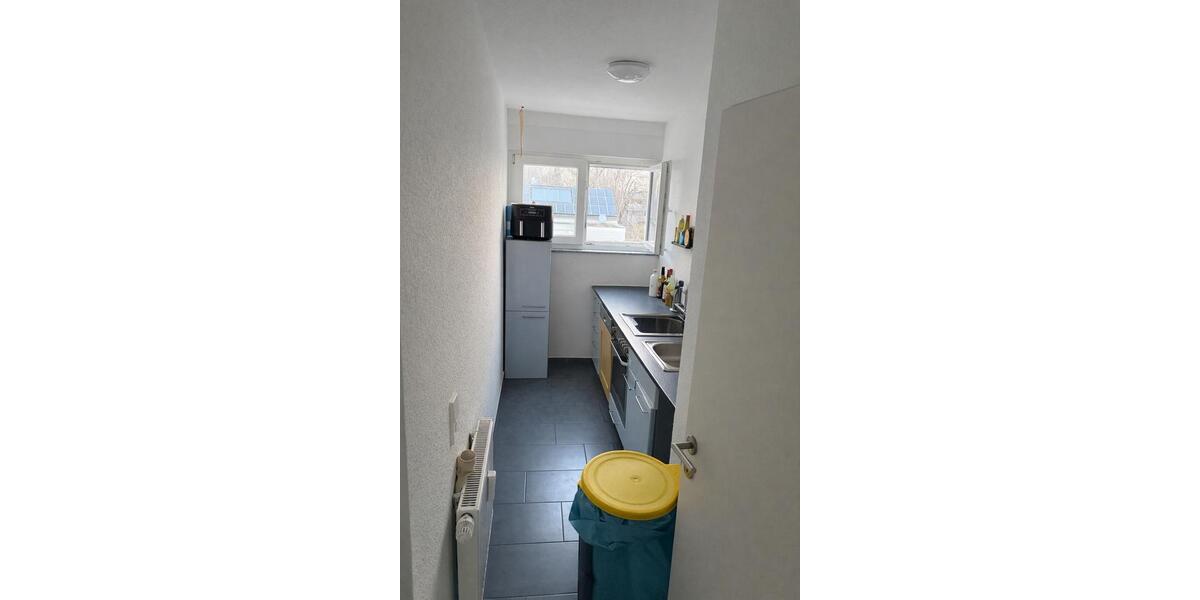 Dachgeschoßwohnung Leonberg - 3 Zimmer, 82 m&sup2;, 1.050&euro; | Angebot:26083451