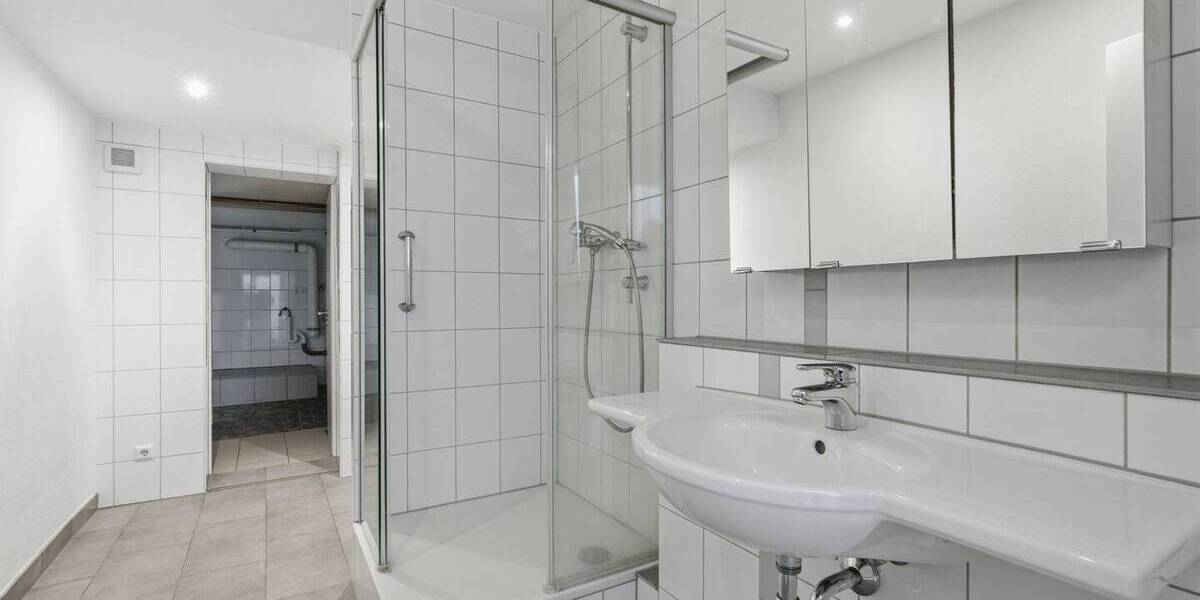 Einfamilienhaus Weingarten - 8 Zimmer, 198 m&sup2;, 989.000&euro; | Angebot:26273933