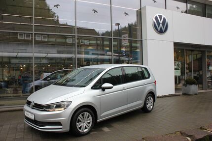 VW Touran 135.190 km 15.990 € Wildberg 72218