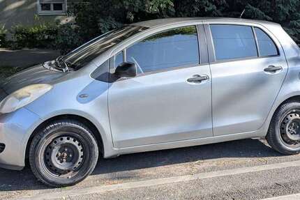 Toyota Yaris 126.000 km 3.000 € Stuttgart 70374