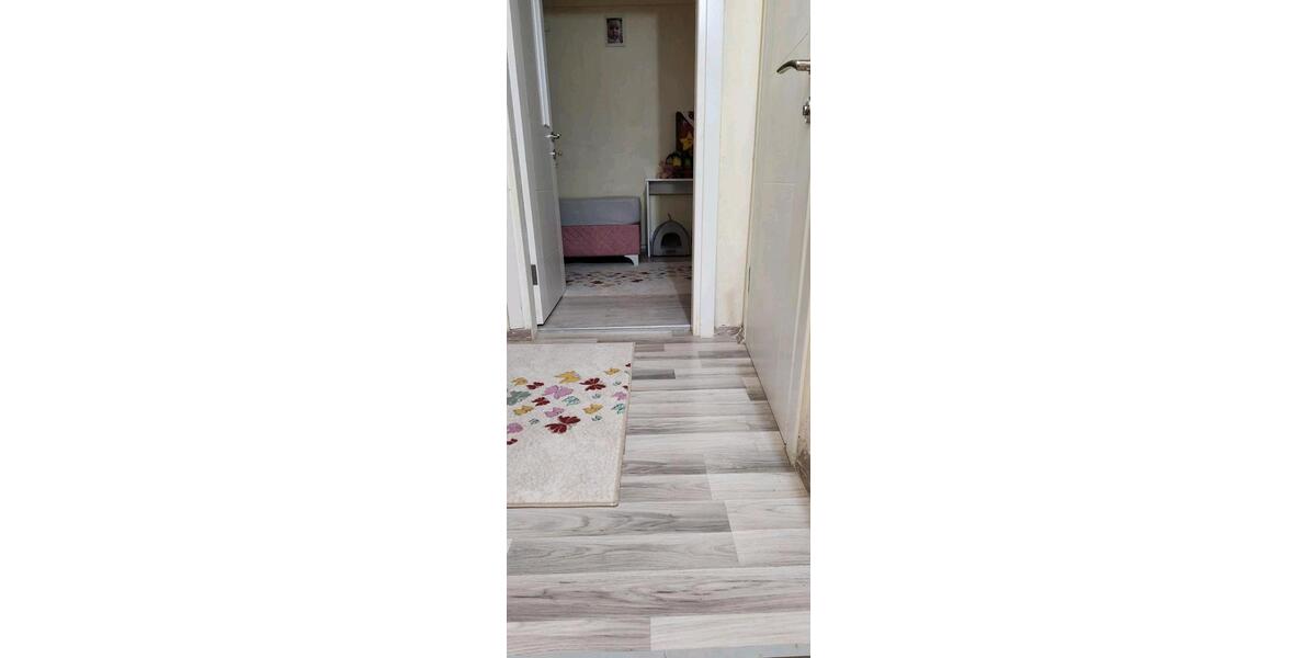 Einfamilienhaus Gerlingen - 12 Zimmer, 350 m&sup2;, 350.000&euro; | Angebot:26691398