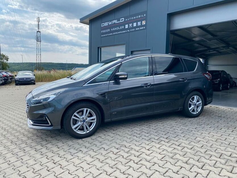 S-Max