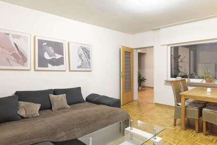 Wohnung zum Kaufen in Ditzingen 219.000 € 67.25 m² 2.5 zimmer