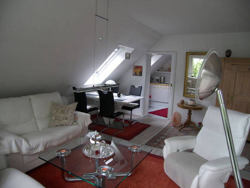 Sonnige 2 Zi Wohnung Gerlingen Panoramastr. mit Balkon + Loggia