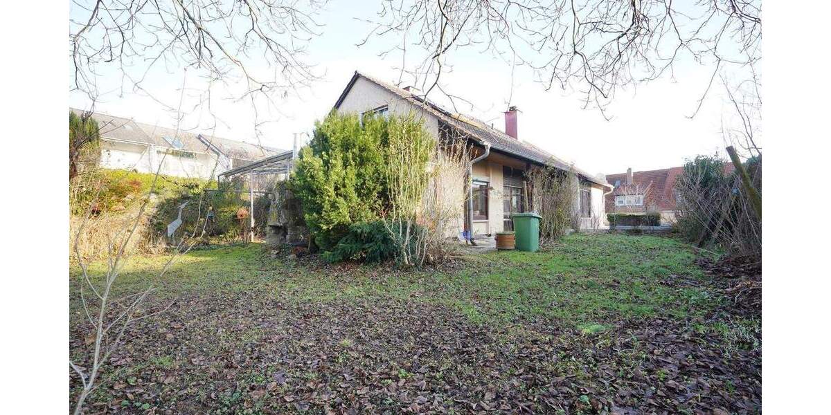 Einfamilienhaus Bretten - 7 Zimmer, 220 m&sup2;, 685.000&euro; | Angebot:25777708