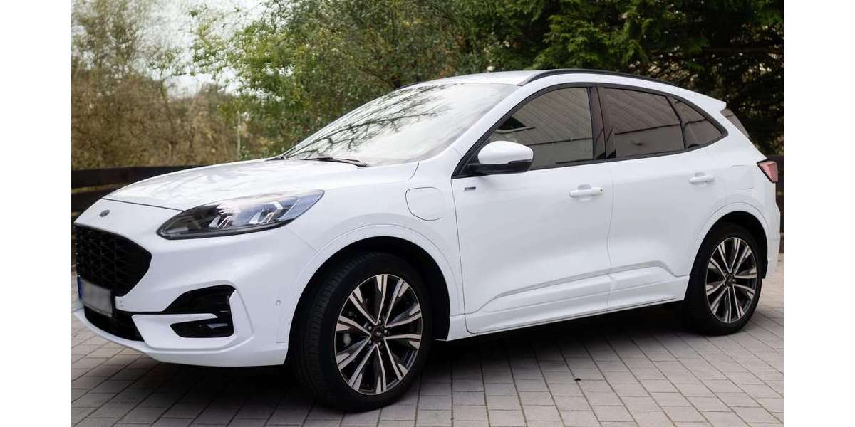 Ford Kuga 42.500 km 24.999 &euro; Gaggenau 76571