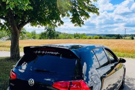 VW Golf 133.000 km 8.590 &euro; Neuweiler 75389
