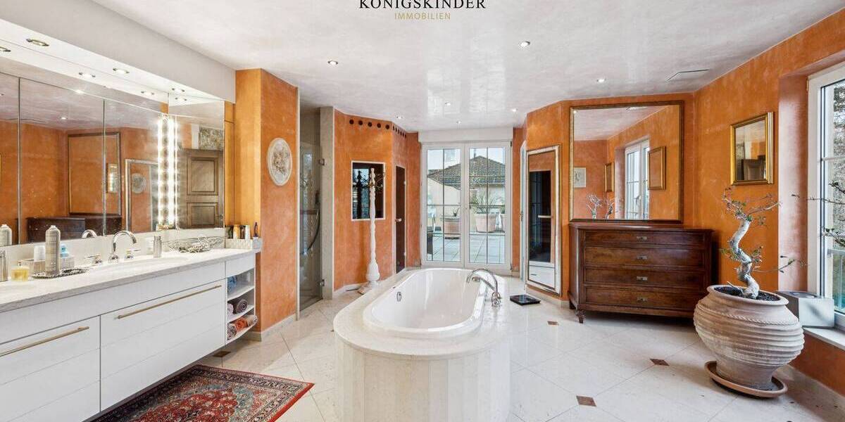 Mehrfamilienhaus, Wohnhaus Pforzheim Südweststadt - 6 Zimmer, 302 m&sup2;, 1.250.000&euro; | Angebot:26512811