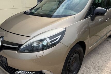 Renault Scenic 298.000 km 3.950 &euro; Sindelfingen/Stuttgart 71069