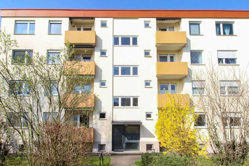 Wohnung zum Kaufen in Stuttgart 249.000 € 93.24 m²