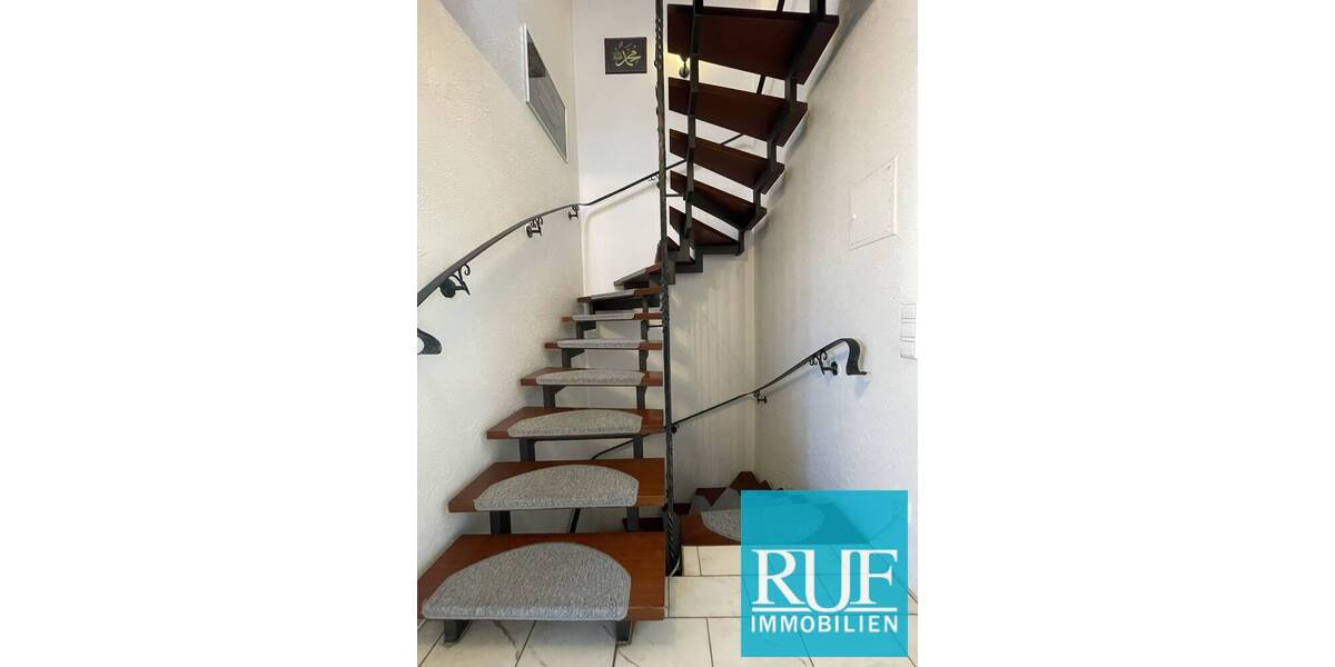 Reihenmittelhaus Pforzheim Eutingen - 4 Zimmer, 110 m&sup2;, 370.000&euro; | Angebot:25997914