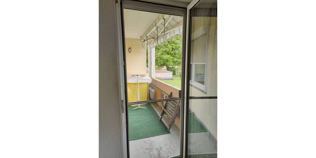 Günstig, Ideal für Senioren oder Familie mit Kind !!! Gepflegte 3 Zi. ETW, Loggia, Garagenplatz in Wildberg 3 zimmer