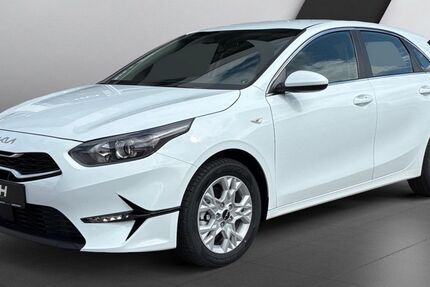 Kia ceed / Ceed 4.800 km 23.380 € Leonberg 71229