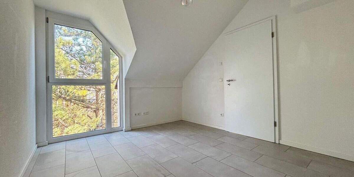 Etagenwohnung Friolzheim - 3 Zimmer, 89 m&sup2;, 1.100&euro; | Angebot:25707608