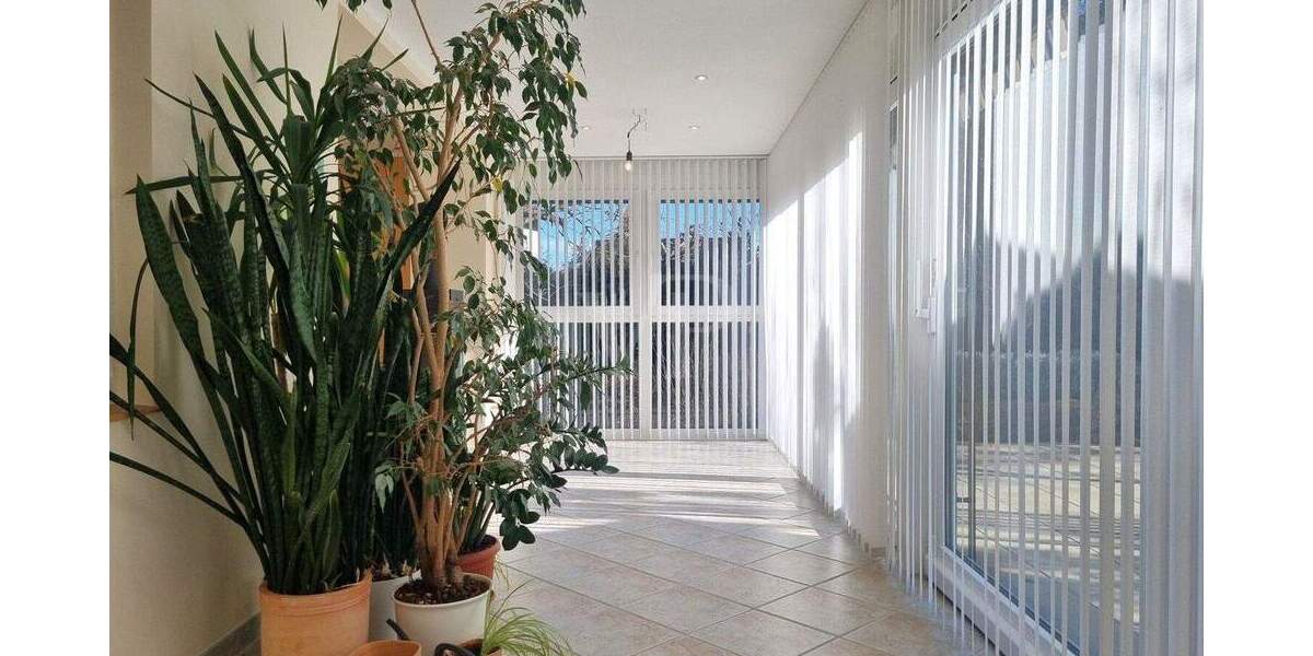 Mehrfamilienhaus, Wohnhaus Pforzheim / Sonnenberg Sonnenberg - 9 Zimmer, 236 m&sup2;, 849.000&euro; | Angebot:25800307