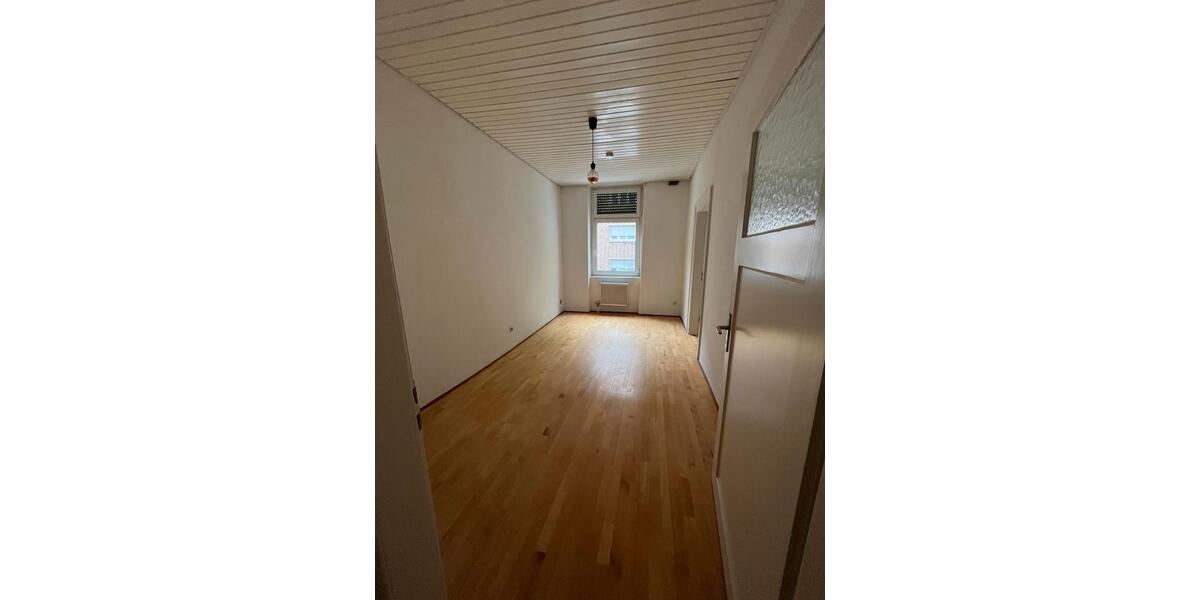Etagenwohnung Karlsruhe Hagsfeld - 2 Zimmer, 55 m&sup2;, 1.200&euro; | Angebot:26439161