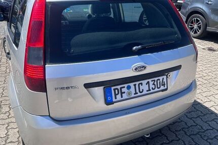 Ford Fiesta 140.000 km 1.999 &euro; Keltern 75210