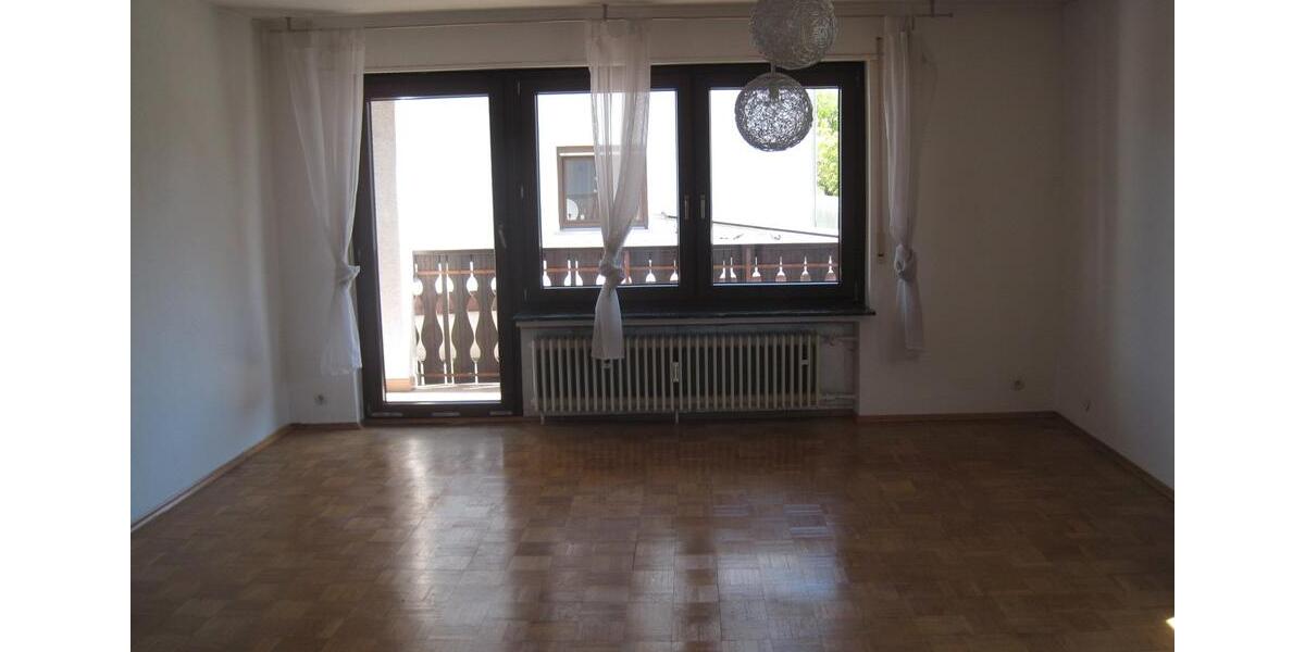 Etagenwohnung Kraichtal - 4.5 Zimmer, 140 m&sup2;, 950&euro; | Angebot:26221296