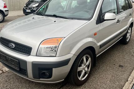 Ford Fusion 94.000 km 3.950 € Neuhausen-Pforzheim 75242