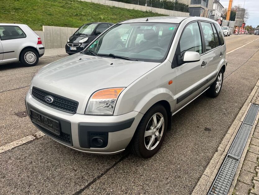 Ford Fusion 94.000 km 3.950 € Neuhausen-Pforzheim 75242