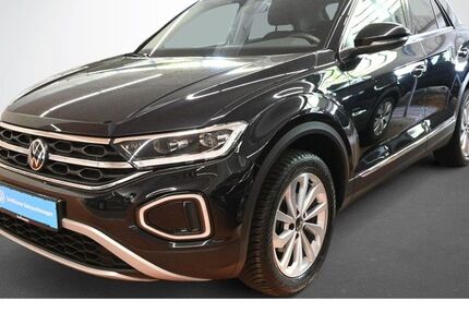 VW T-Roc 28.000 km 31.280 € Karlsruhe 76131