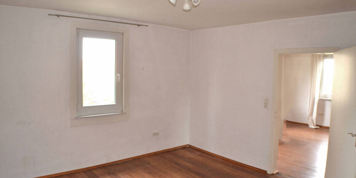 Mehrfamilienhaus, Wohnhaus Straubenhardt Conweiler - 4 Zimmer, 125 m&sup2;, 249.000&euro; | Angebot:25731114