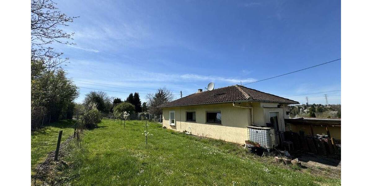 Bungalow Pforzheim Nordweststadt - 3 Zimmer, 82 m&sup2;, 389.000&euro; | Angebot:25775174
