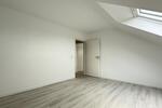 Dachgeschoßwohnung Kürnbach - 4 Zimmer, 120 m&sup2;, 1.175&euro; | Angebot:26284377