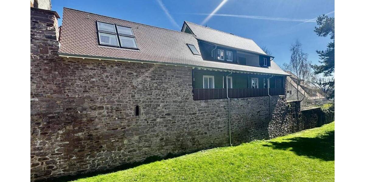 Mehrfamilienhaus, Wohnhaus Neubulach - 8 Zimmer, 208 m&sup2;, 450.000&euro; | Angebot:26293200