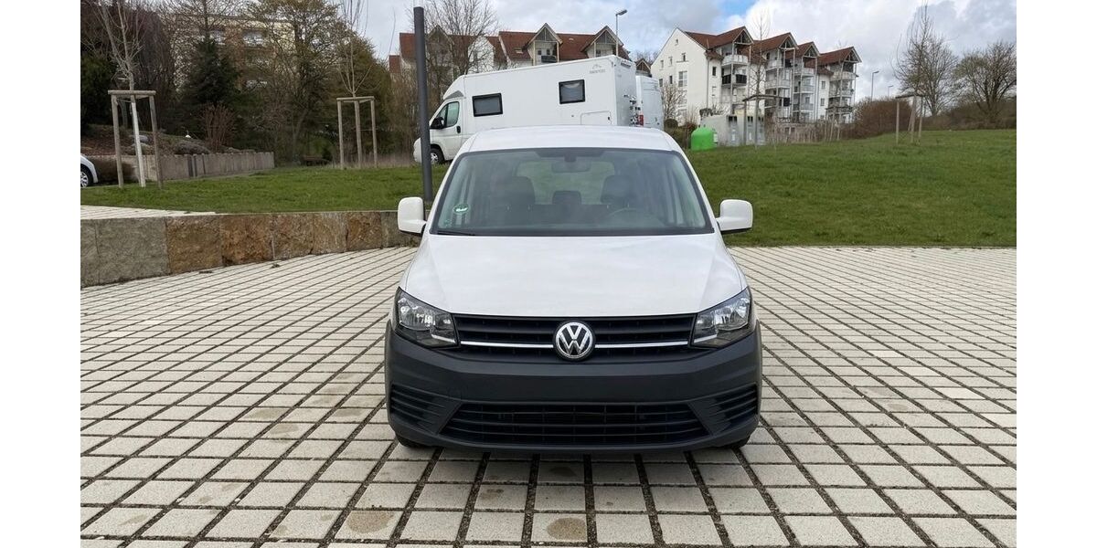 VW Caddy Maxi 104.000 km 15.600 &euro; Ditzingen 71254