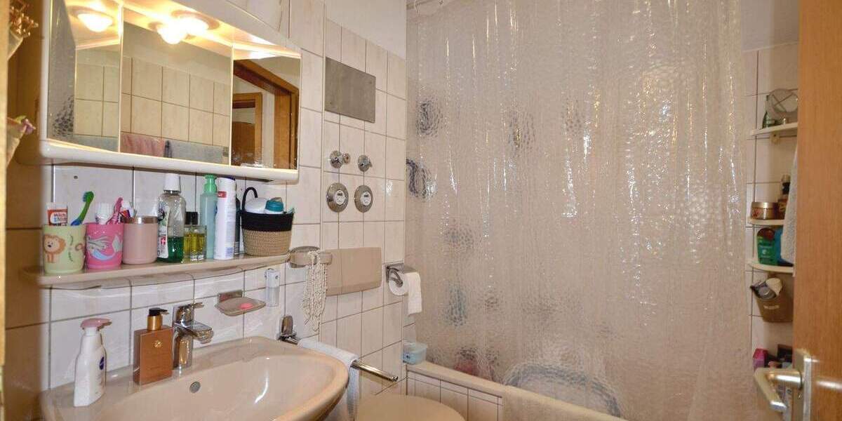 Etagenwohnung Vaihingen Vaihingen an der Enz - 3 Zimmer, 61 m&sup2;, 220.000&euro; | Angebot:25727211