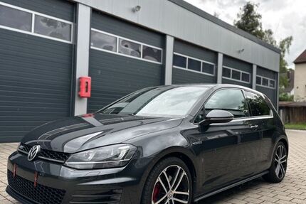 VW Golf 170.000 km 10.800 &euro; Calw 75365