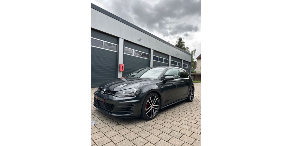VW Golf 170.000 km 10.800 &euro; Calw 75365