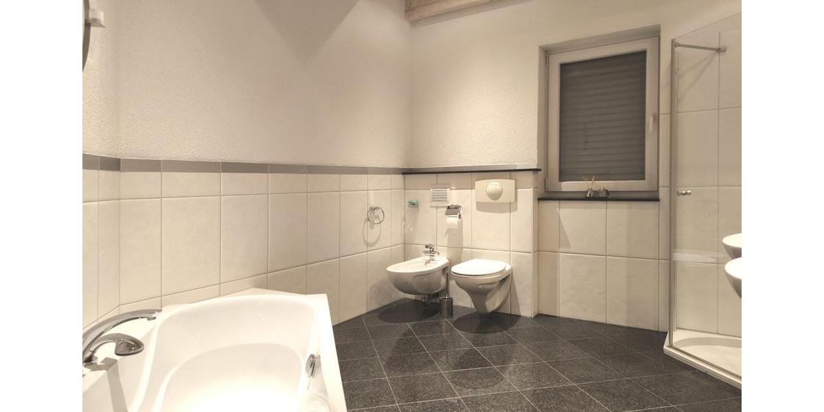 Einfamilienhaus Sindelfingen - 6.5 Zimmer, 198 m&sup2;, 930.000&euro; | Angebot:26906844