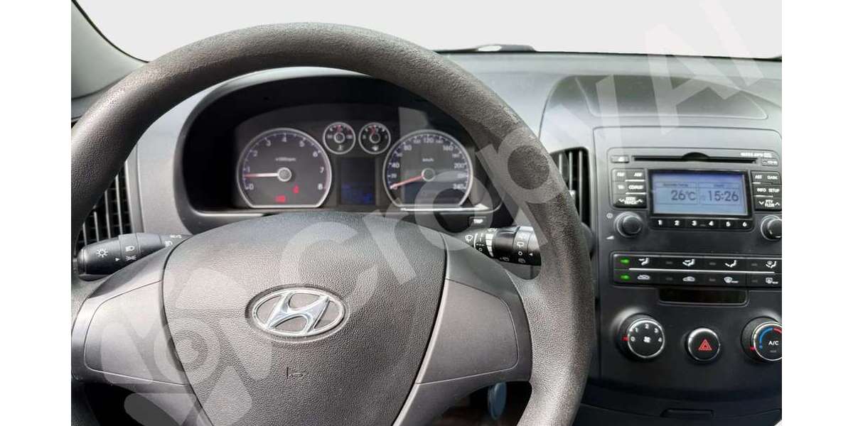 Hyundai i30 112.000 km 5.200 &euro; Bad Liebenzell 75378