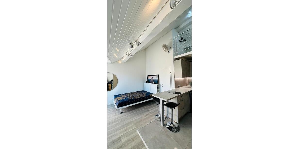 Dachgeschoßwohnung Karlsruhe Südstadt - 1 Zimmer, 27 m&sup2;, 680&euro; | Angebot:26414155