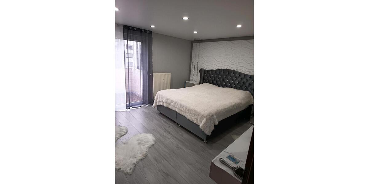 Etagenwohnung Pforzheim Nordstadt - 4 Zimmer, 110 m&sup2;, 359.000&euro; | Angebot:27166097