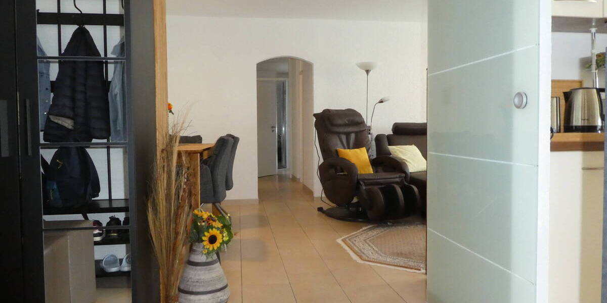 Etagenwohnung Sindelfingen Nord - 4 Zimmer, 102 m&sup2;, 339.000&euro; | Angebot:25684974