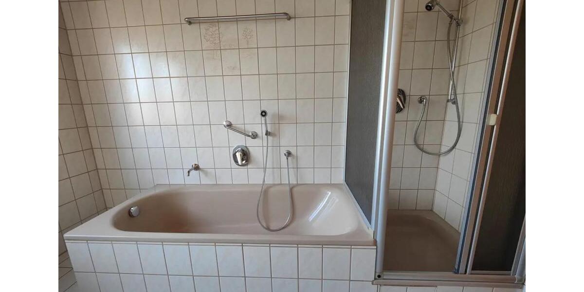 Dachgeschoßwohnung Karlsruhe Grötzingen - 3.5 Zimmer, 100 m&sup2;, 1.679&euro; | Angebot:26429155