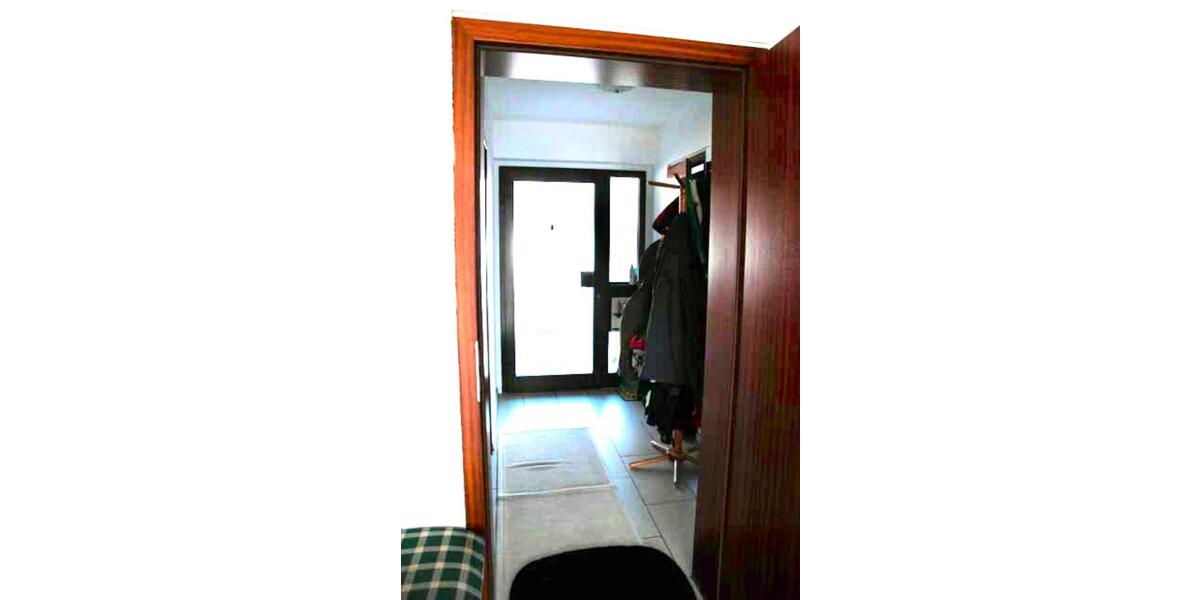 Reihenhaus Leonberg - 6 Zimmer, 205 m&sup2;, 1.850&euro; | Angebot:24248136