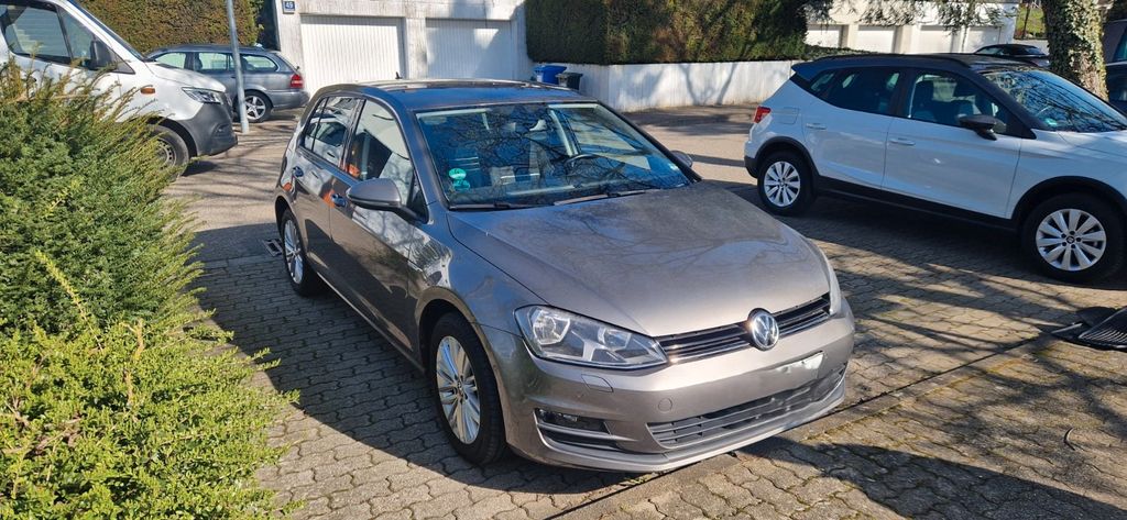 VW Golf 95.000 km 10.200 &euro; Karlsruhe 76227