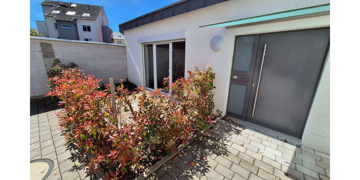 Etagenwohnung Karlsruhe Durlach - 2 Zimmer, 74 m&sup2;, 1.050&euro; | Angebot:26084130